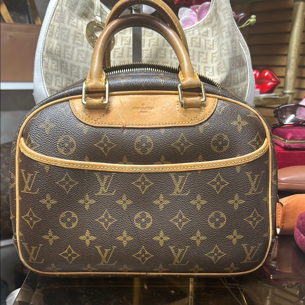 Louis Vuitton  Monogram Bag